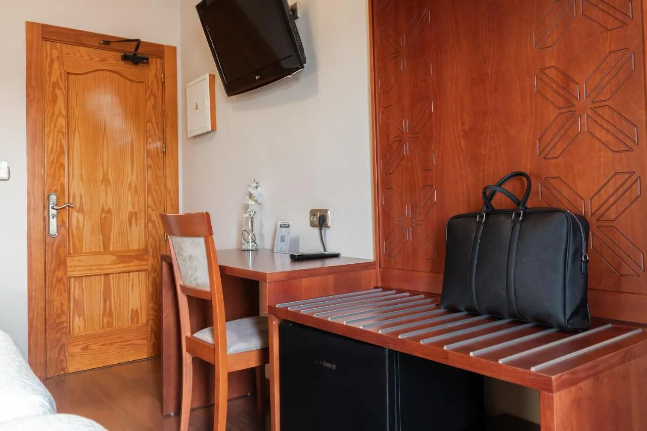 Hotel Alameda Малага